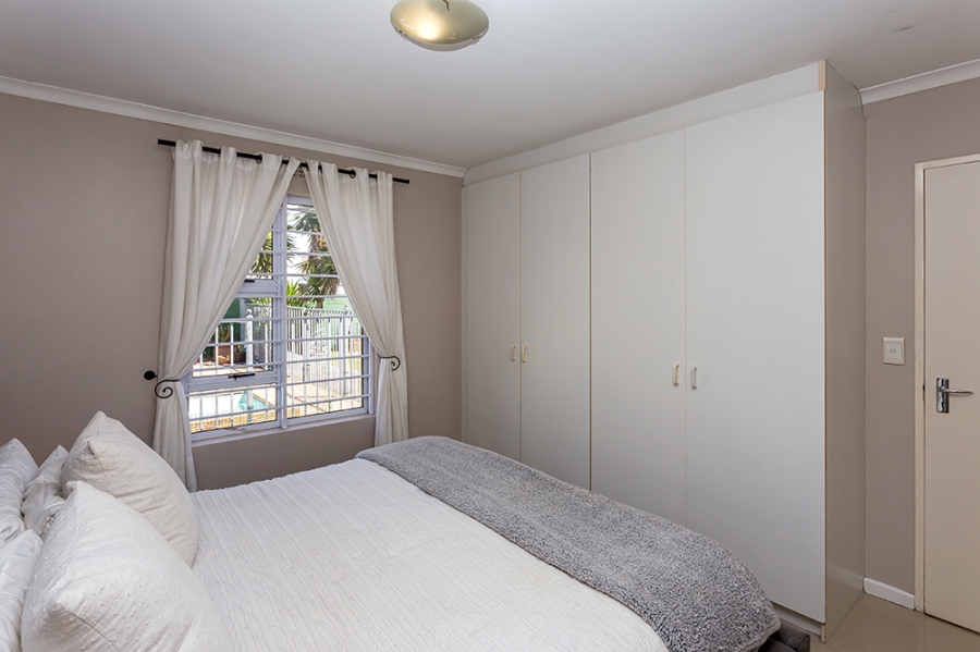 To Let 3 Bedroom Property for Rent in Sunningdale Western Cape